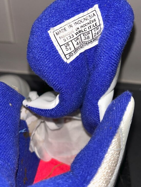 LA Gear Air Regulator White Blue Coral Basketball Shoes Boys/Mens 5.5 Vtg W/ box main image 4